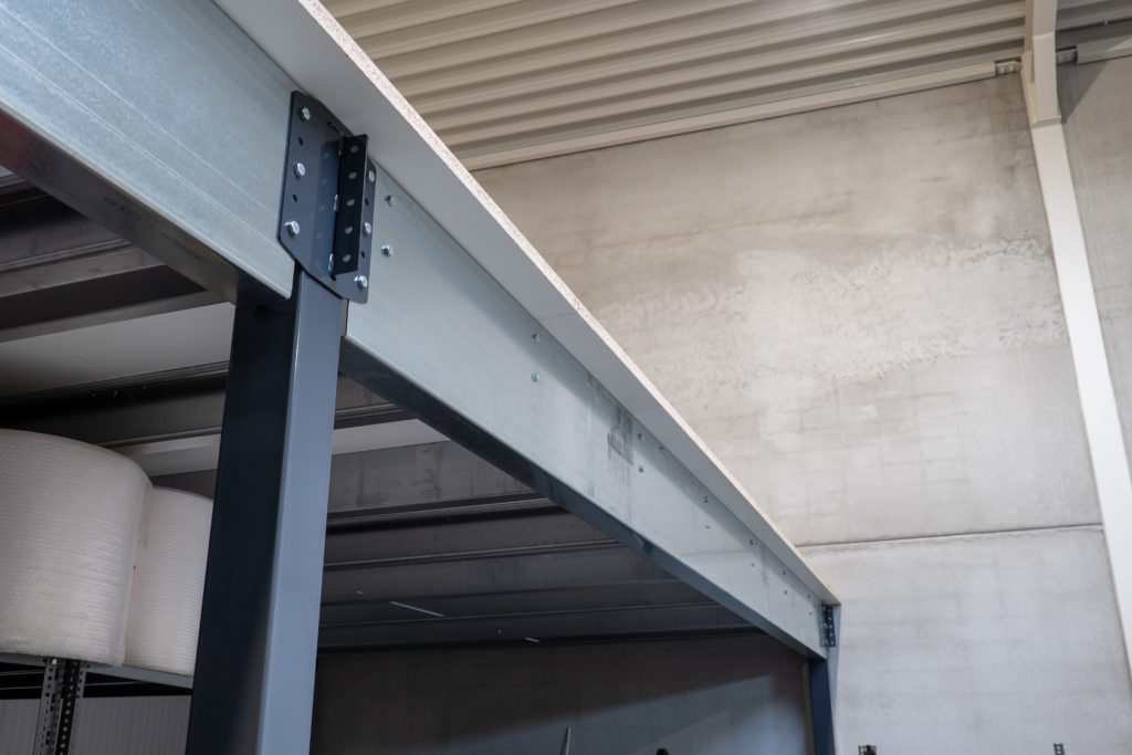 Structure mezzanines entrepot