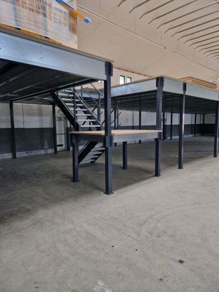 permis de bâtir pour installer une mezzanine industrielle